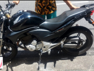 Moto Honda CB 300R CB 300R por R1100000 em SALVADOR BA