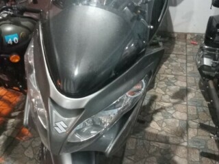 Moto Suzuki Burgman 400 Burgman 400 por R2030000 em JUNDIA SP