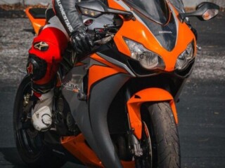 Moto Honda CBR 1000 RR Fireblade CBR 1000 RR Fireblade ABS por R4500 em RIO DE JANEIRO RJ