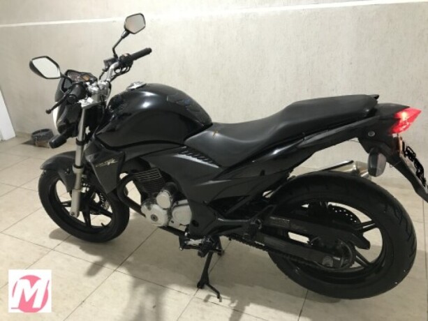 moto-honda-cb-300r-cb-300r-por-r1350000-em-so-jos-dos-pinhais-pr-big-3