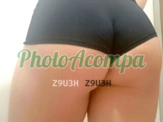 Suelen [***] loira linda e dona de um belo corpo sensual 