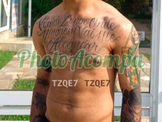 Israel Lima moreno alto atltico e todo tatuado Vem ser feliz comigo 