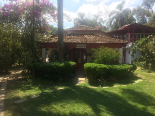 Casa de temporada em Taiacupeba, Mogi das Cruzes São Paulo. Casa de Campo em Reserva Ambiental Mahayana