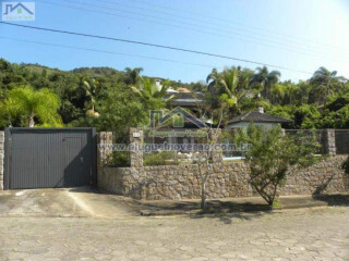 Casa de temporada em Praia Brava, Florianópolis Santa Catarina. Casas Praia Brava Florianópolis, Aluguel no Verão.