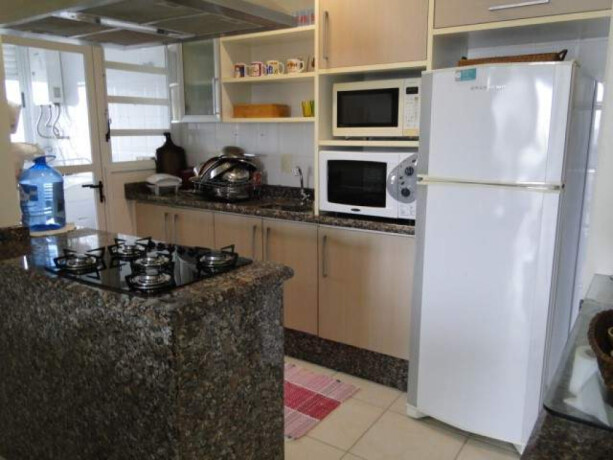 apartamento-de-temporada-em-praia-brava-florianopolis-santa-catarina-agaz-06-apartamento-em-praia-brava-florianopolis-big-0