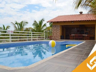 Chácara, Sítio e Rancho de temporada em Caldas Novas, Caldas Novas Goiás. LINDA CHÁCARA COM 3 QUARTOS TODOS COM AR, QUIOSQUE E PISCINA COM AQUECIMENTO SOLAR.