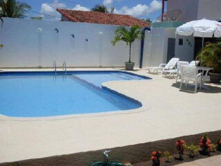 Casa de temporada em Guarajuba, Camacari Bahia. Guarajuba - Próxima ao centro - Casa 44 sendo 02 suites com ar - Piscina e Churrasqueira.