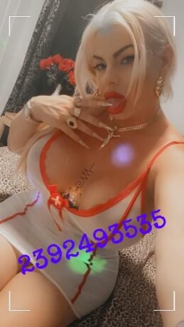 lunna-bella-shemale-escort-in-fort-myers-fl-239-249-3535-big-0